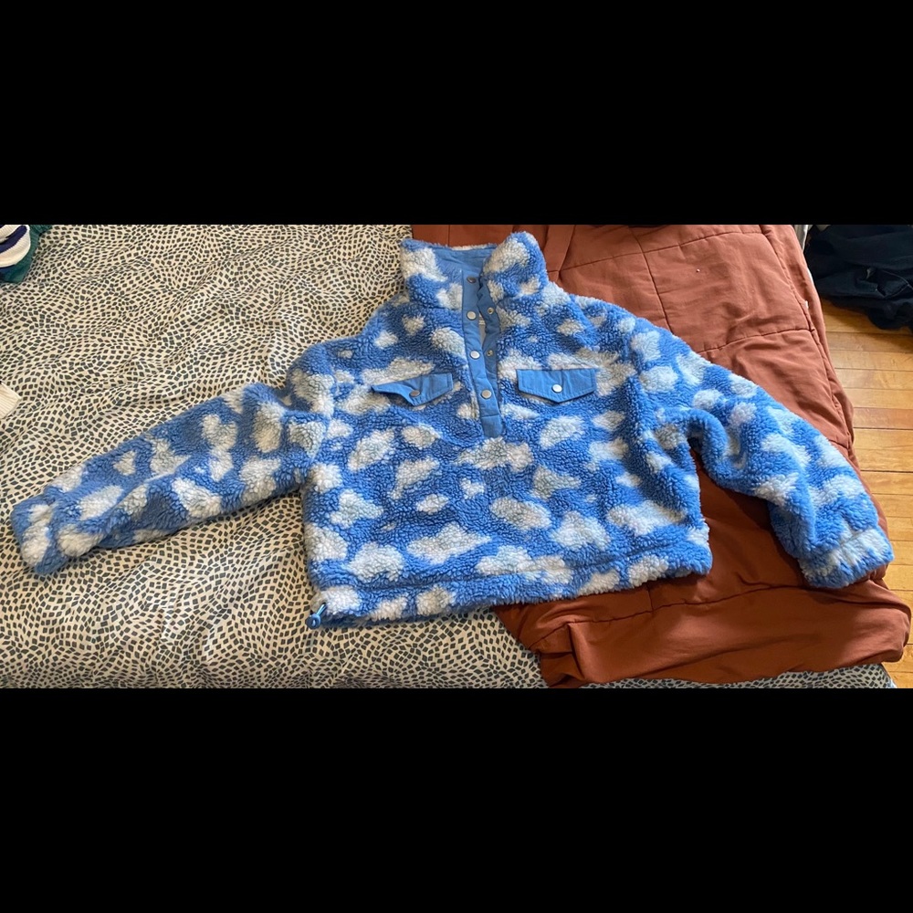Cloud nine Sherpa pullover